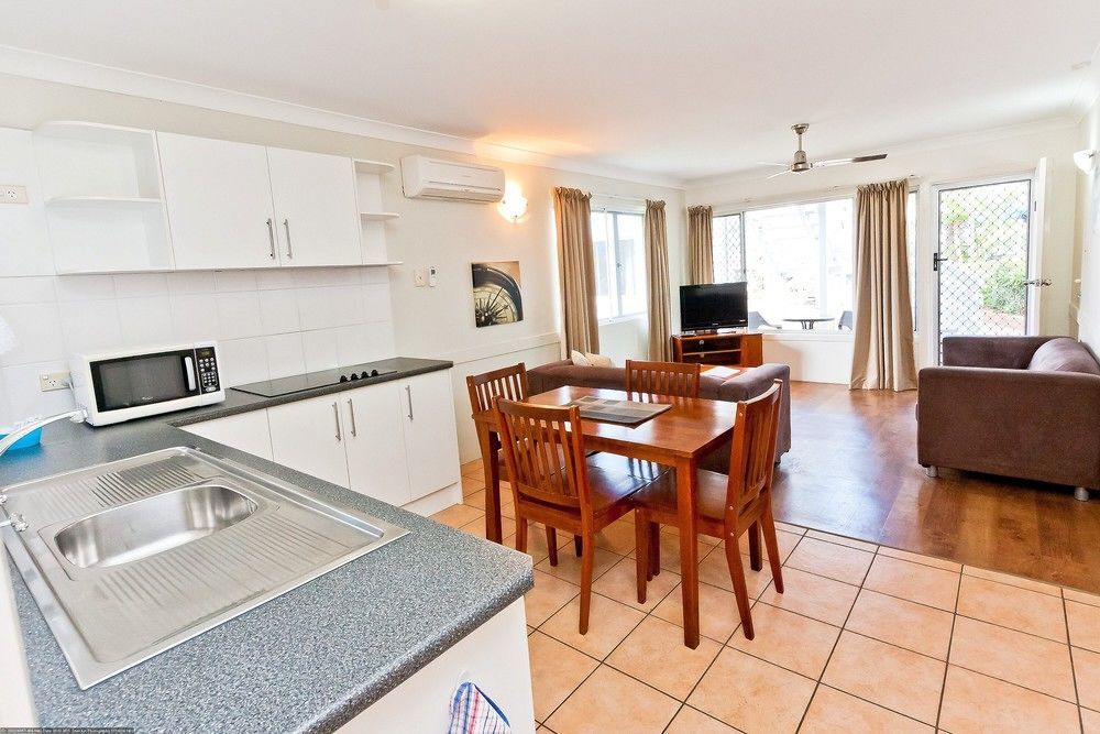 Silver Sands Apartments Hervey Bay Extérieur photo